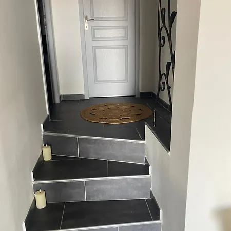 Appartement T2 rez de villa